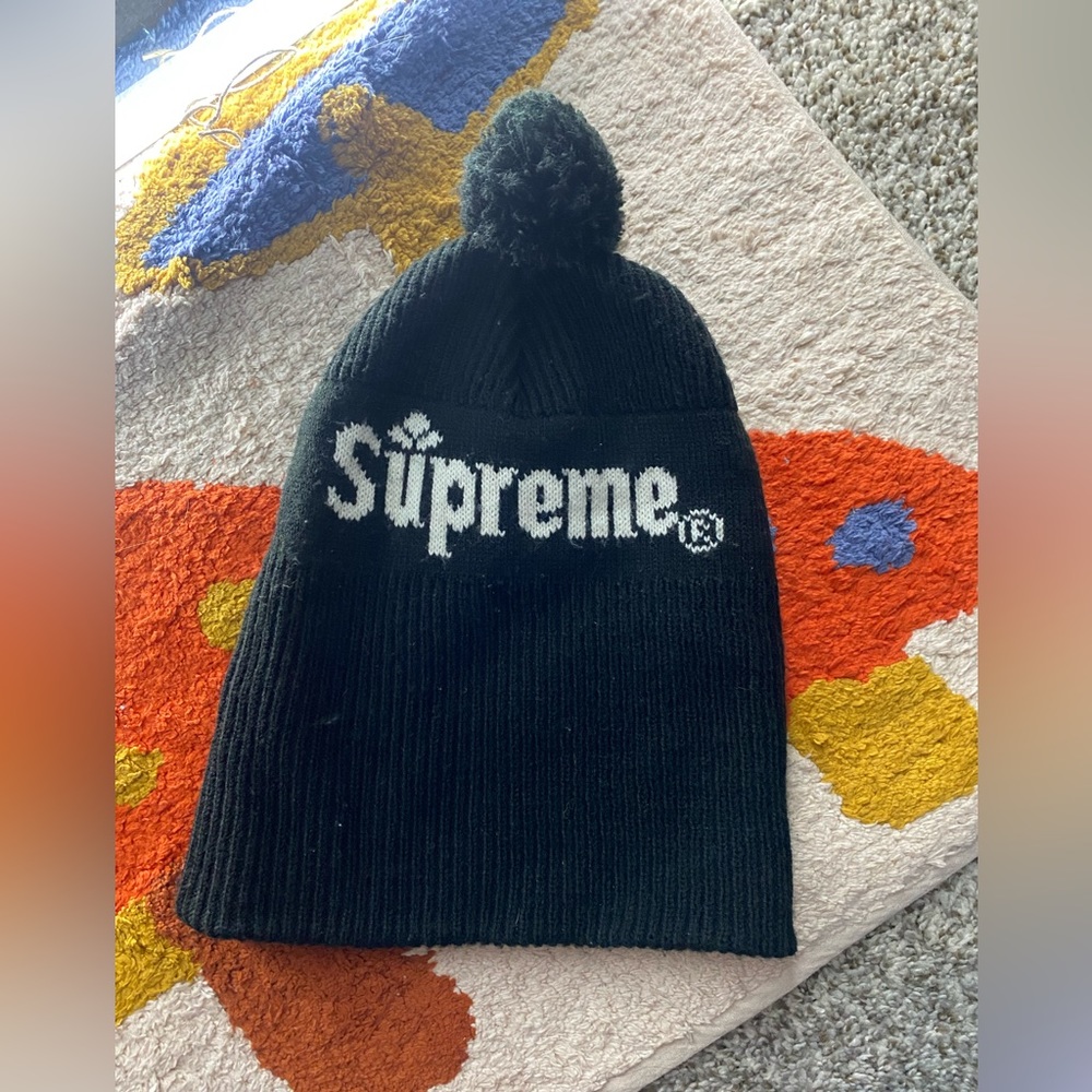 Supreme toque - Picture 2 of 5